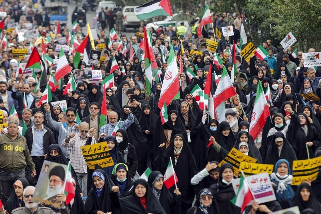 Guarda Revolucionária promete 'a ofensiva mais feroz da história' do Irã contra Israel e EUA