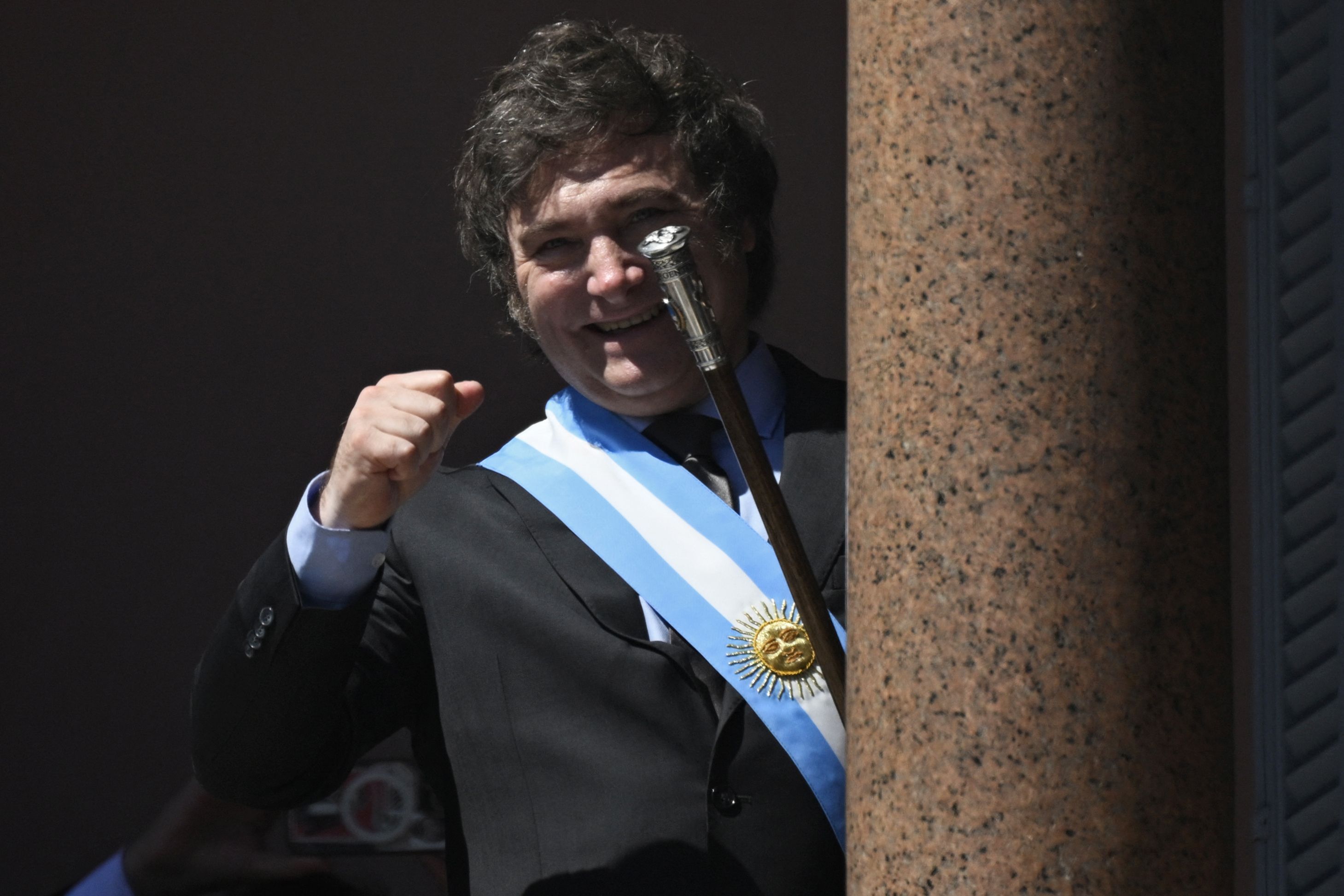 FMI aprova empréstimo de US$ 4,7 bi para Argentina em apoio ao 'esforço' de Milei
