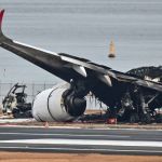 Pilotos da Japan Airlines não viram avião da Guarda Costeira antes da colisão