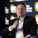 Saída do X do Brasil: oposição critica Moraes e governo diz que empresa ignorava ordem judicial