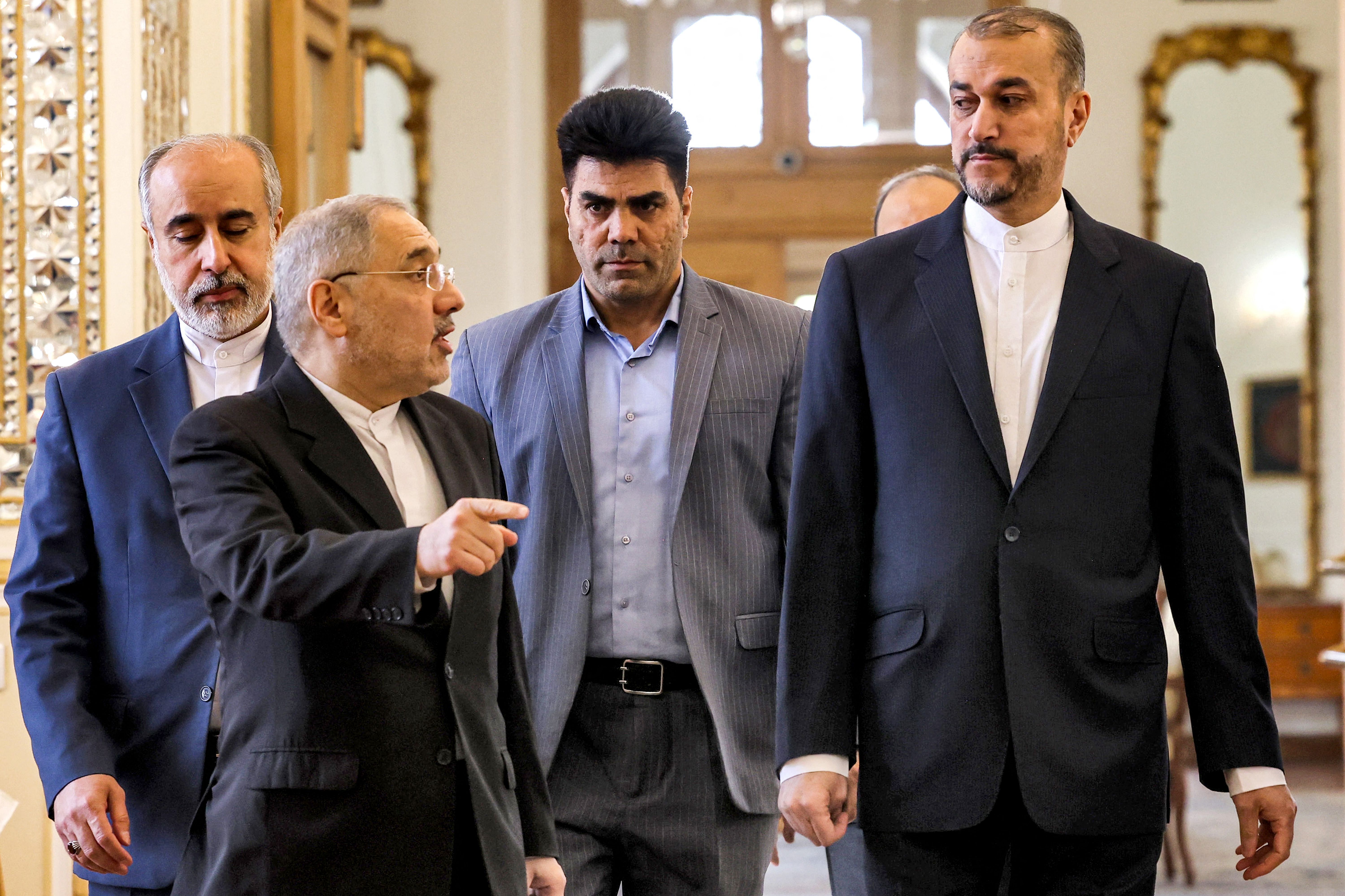 Saiba o que chanceler do Irã disse a embaixadores após ataque a Israel