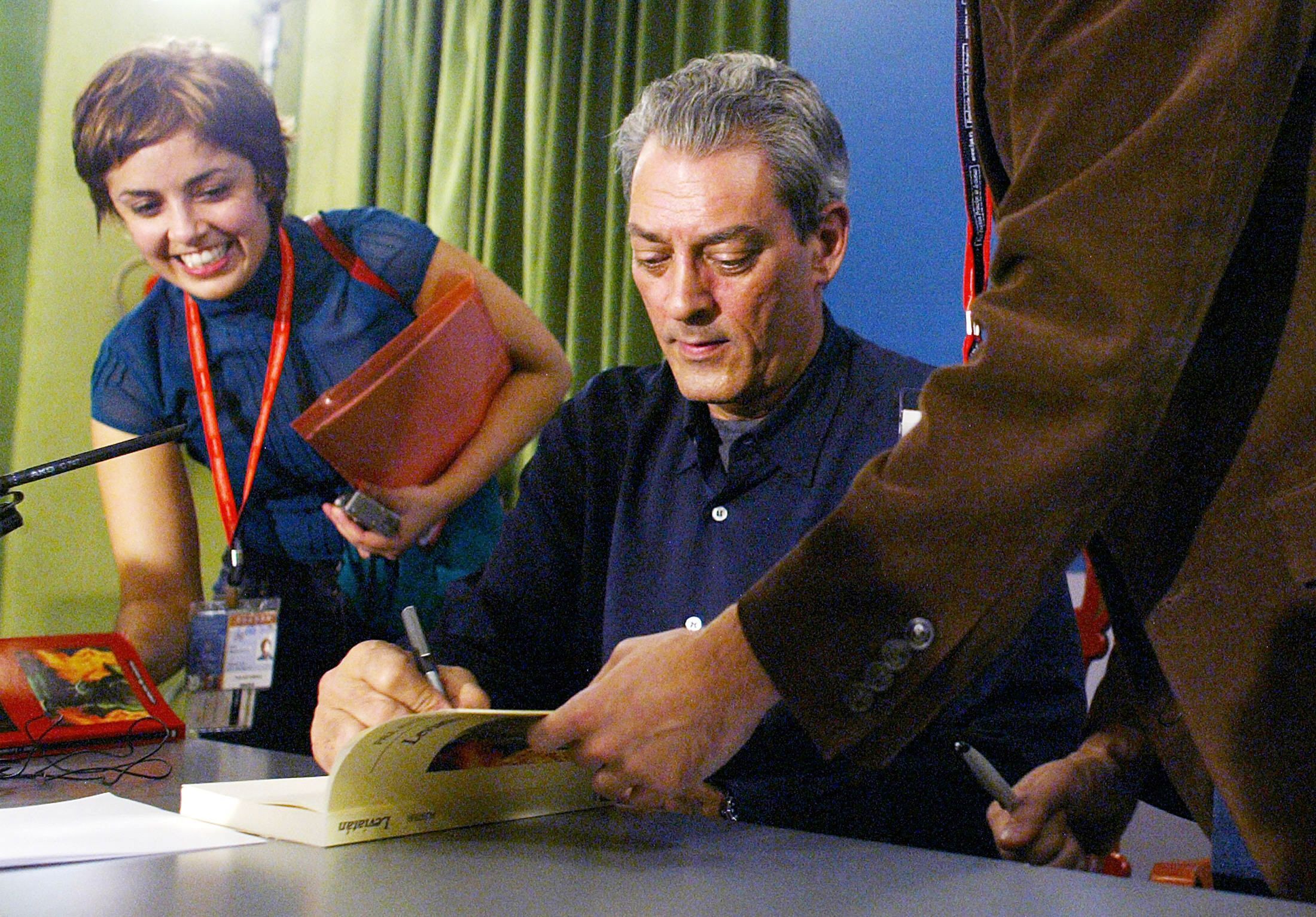Diagnosticado com câncer, morre escritor americano Paul Auster, aos 77 anos