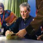 Diagnosticado com câncer, morre escritor americano Paul Auster, aos 77 anos