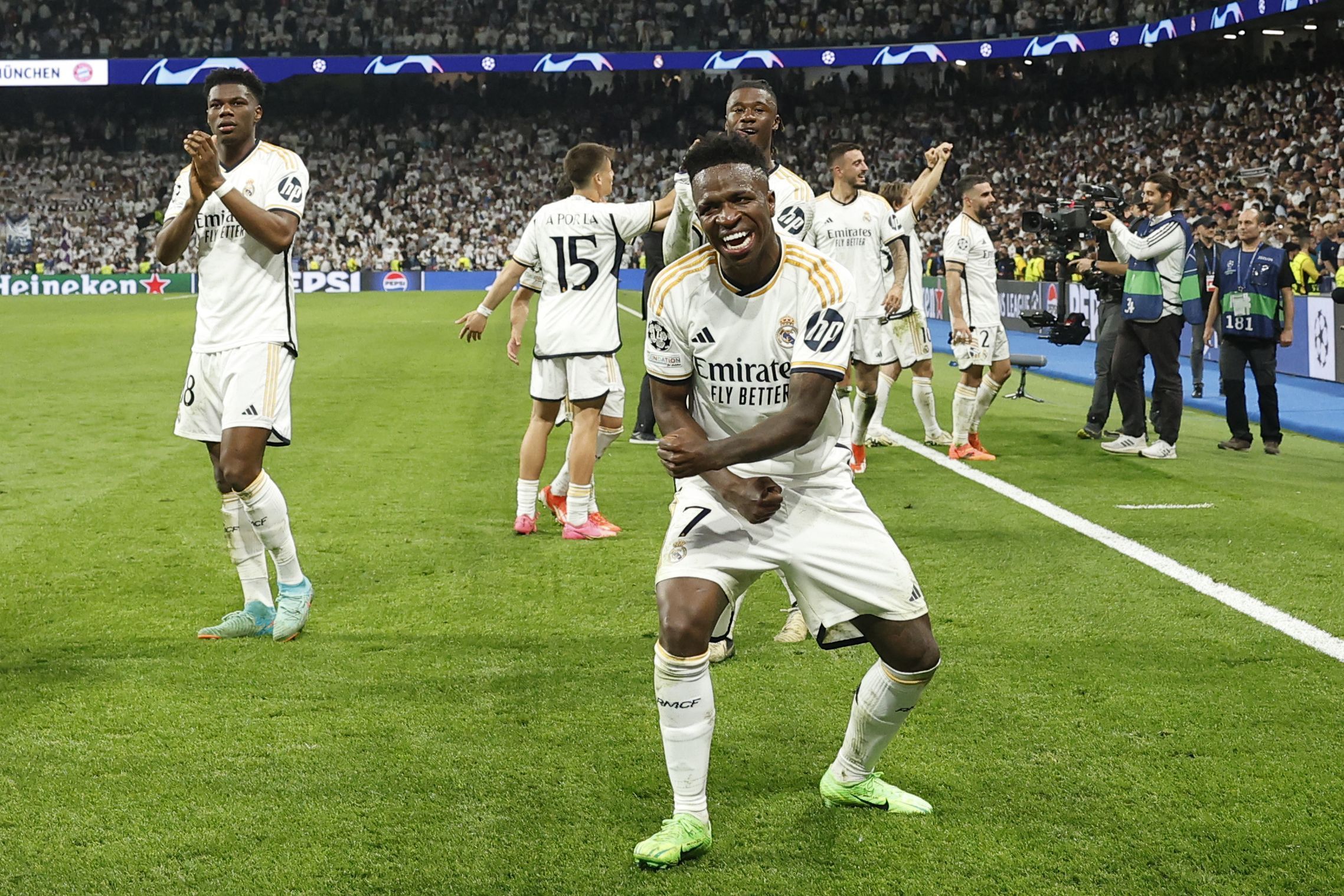Vini Jr reage à classificação épica do Real Madrid na Champions League