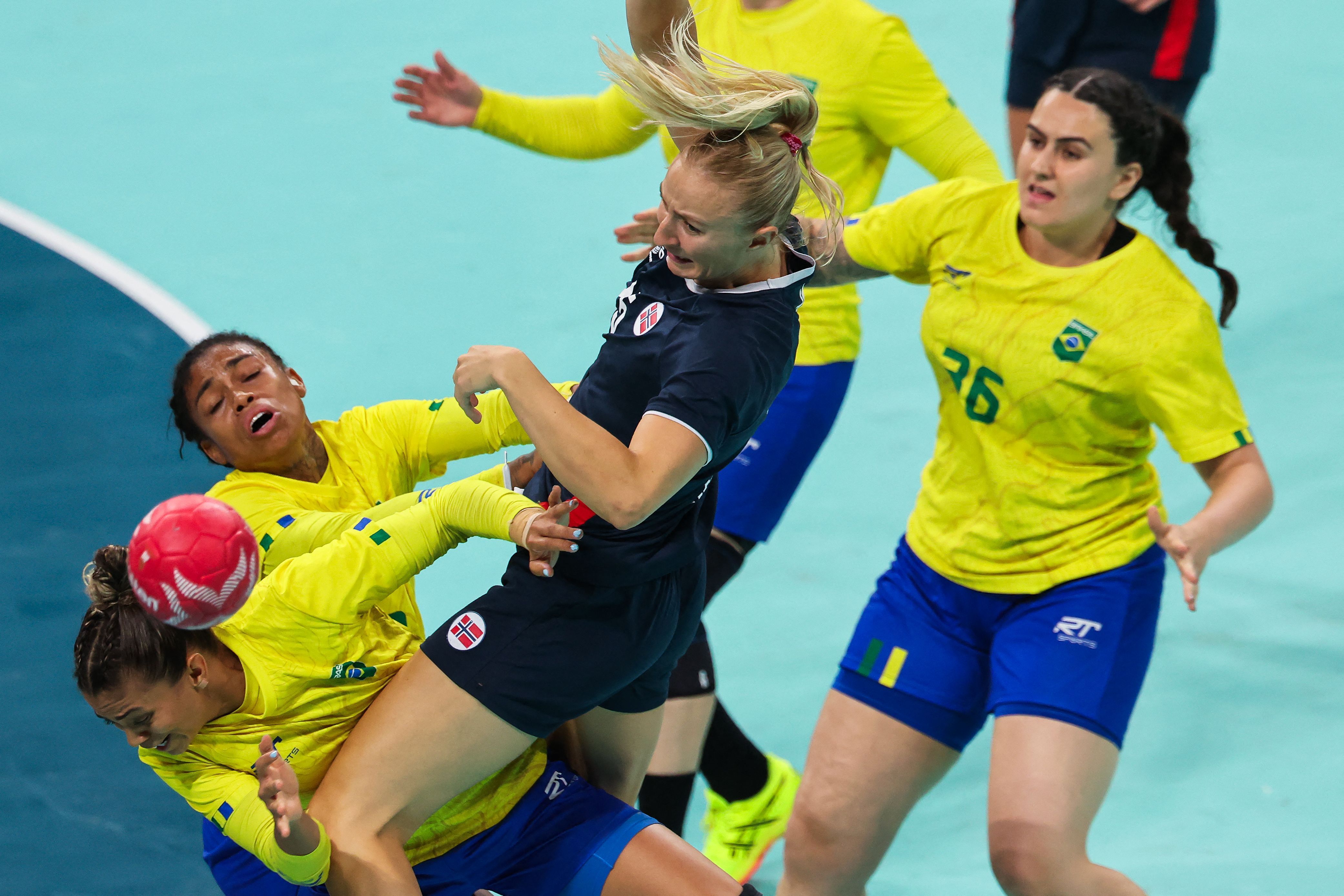 Brasil perde para Noruega no Handebol Feminino e se despede da Olimpíada