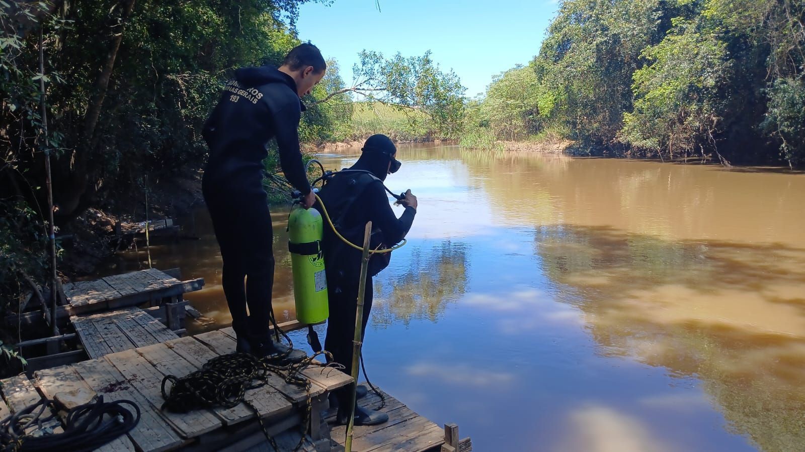 Homem mergulha no Rio Verde e morre afogado em Soledade de Minas