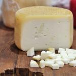 Produtores de queijos artesanais podem inovar com receitas, após publicação de nova portaria
