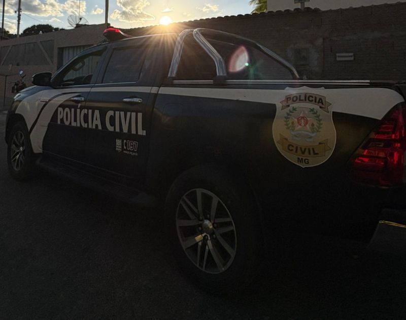 Treinador de futebol é preso por troca de mensagens suspeitas com menores em Guaxupé