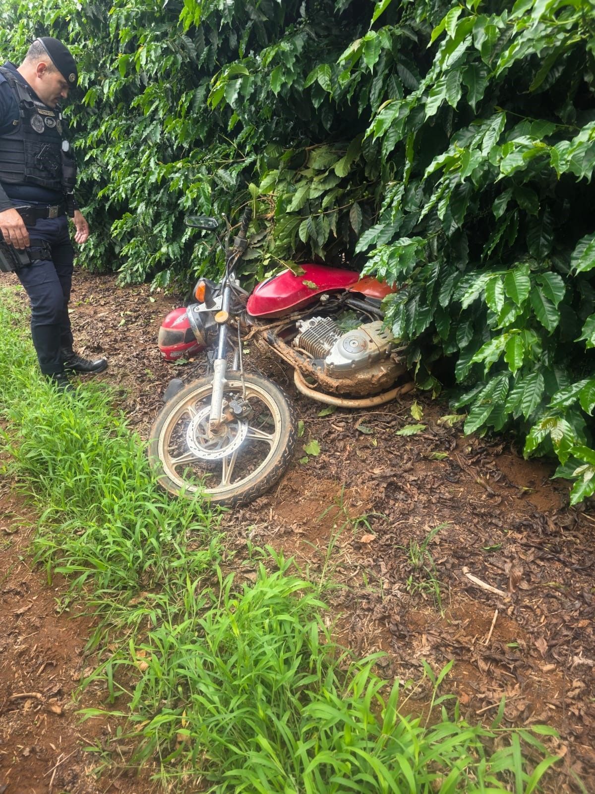 Guarda Municipal de Varginha recupera moto furtada