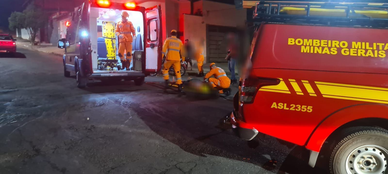 Motociclista fica ferido em acidente envolvendo outra moto em Alfenas