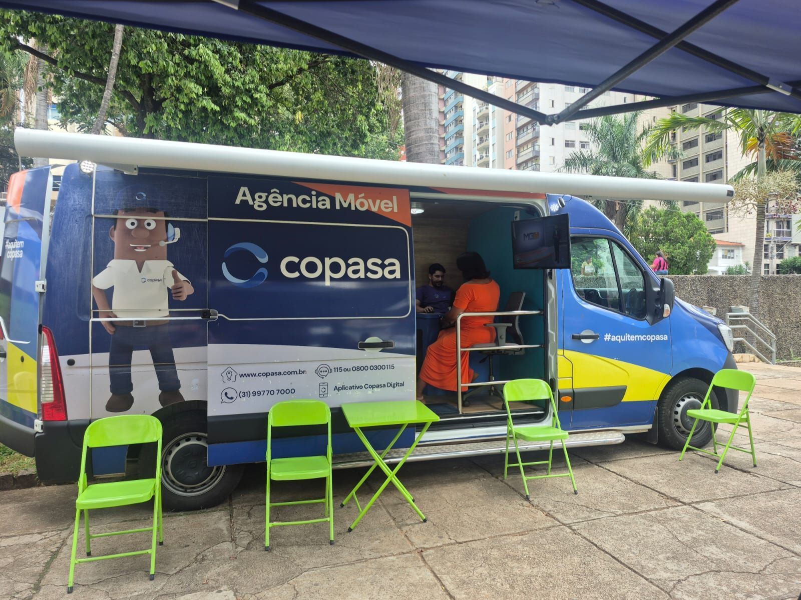 Agência Móvel da Copasa oferece atendimentos em bairro de Alfenas