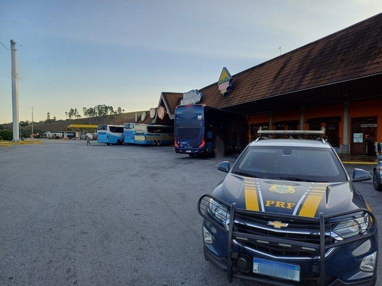 Homem foi preso após furtar um restaurante na BR-381