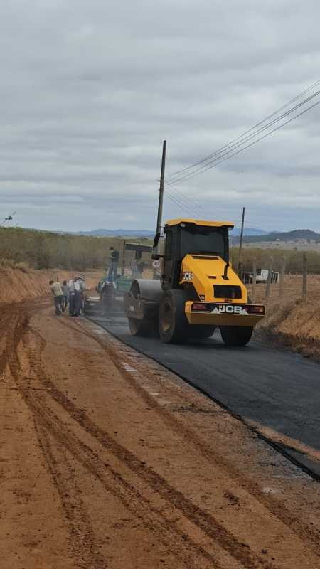 Asfaltamento deve beneficiar produtores rurais.