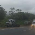 Após 14 horas, trânsito é liberado na BR-040 após acidente com caminhão