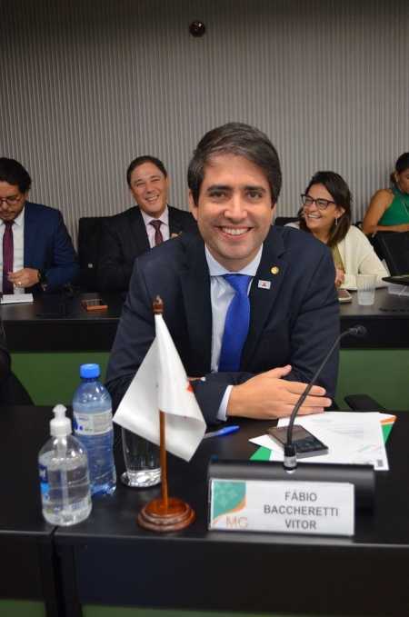 Cerimônia acontece nesta sexta-feira, às 13h30, no campus Santa Clara da Unifal.