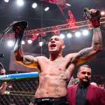 Brasileiro Alex 'Poatan' Pereira atropela Jamahal Hill e mantém cinturão do UFC