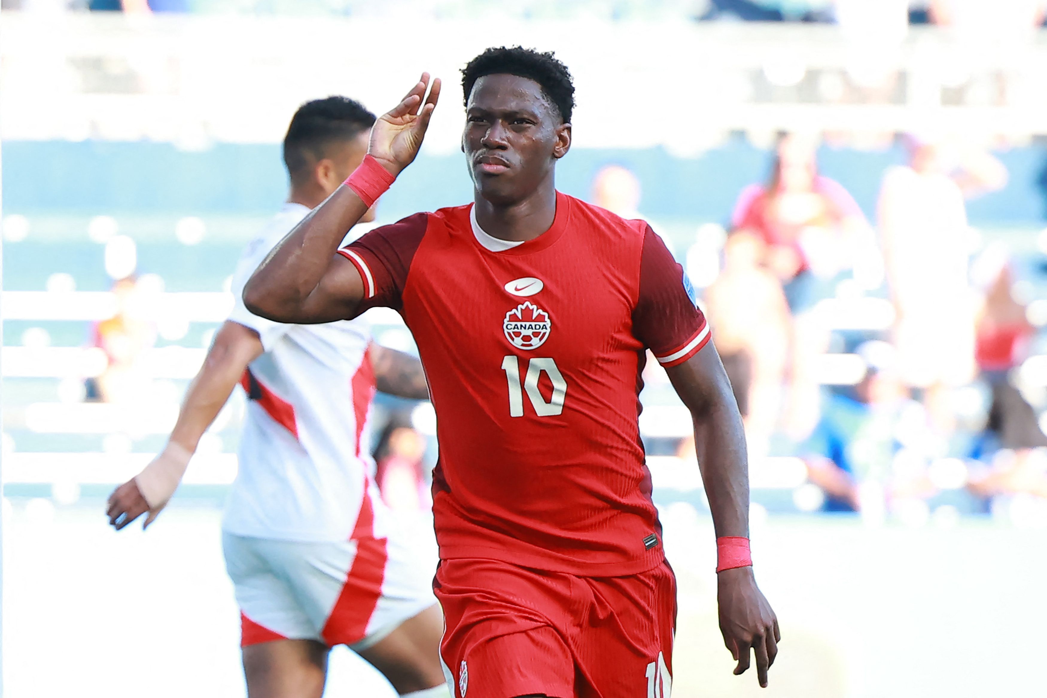 Canadá aproveita superioridade numérica e vence o Peru pela Copa América