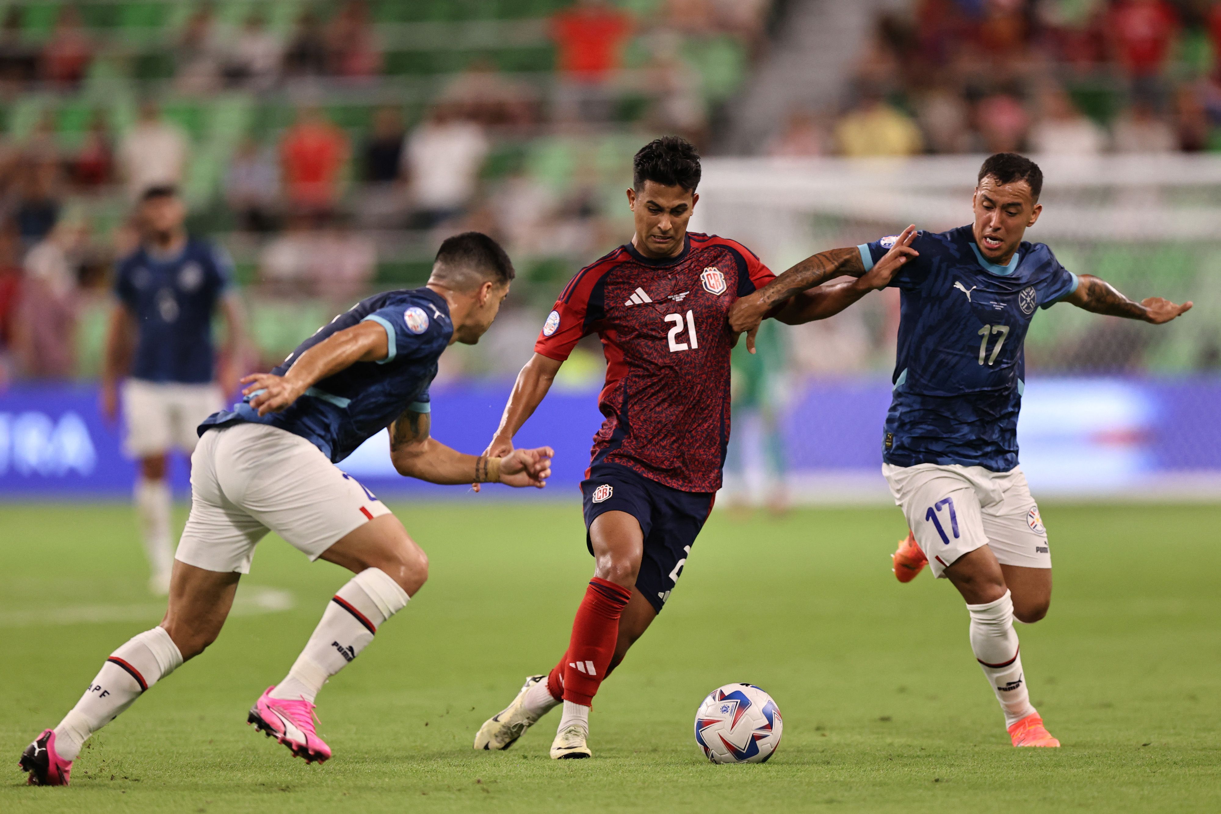 Costa Rica joga melhor e vence Paraguai, mas é eliminada da Copa América