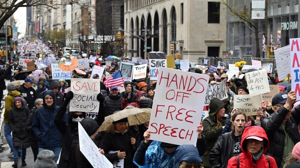 Manifestações anti-Trump e Musk crescem na Europa e nos EUA