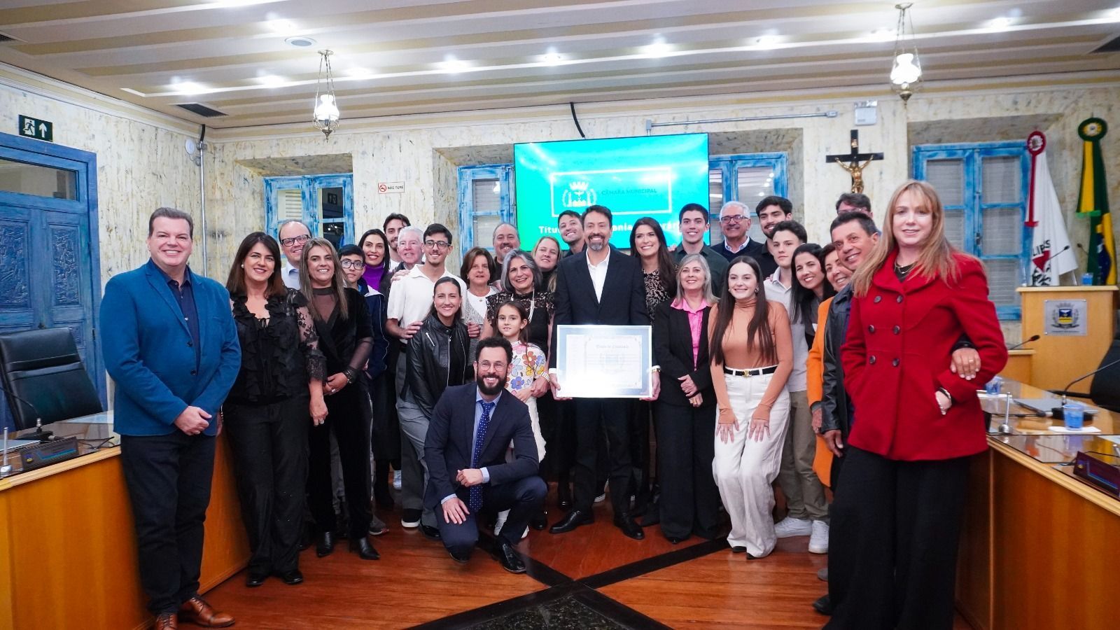 Dr. Chrystian Baroncelli  é homenageado na Câmara de Varginha