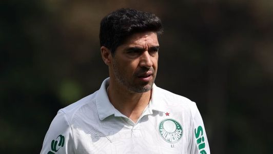 De volta ao Brasil, Abel Ferreira comandou treino do Palmeiras