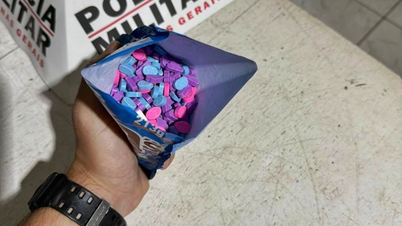 Polícia Militar apreende droga sintética em correspondência internacional