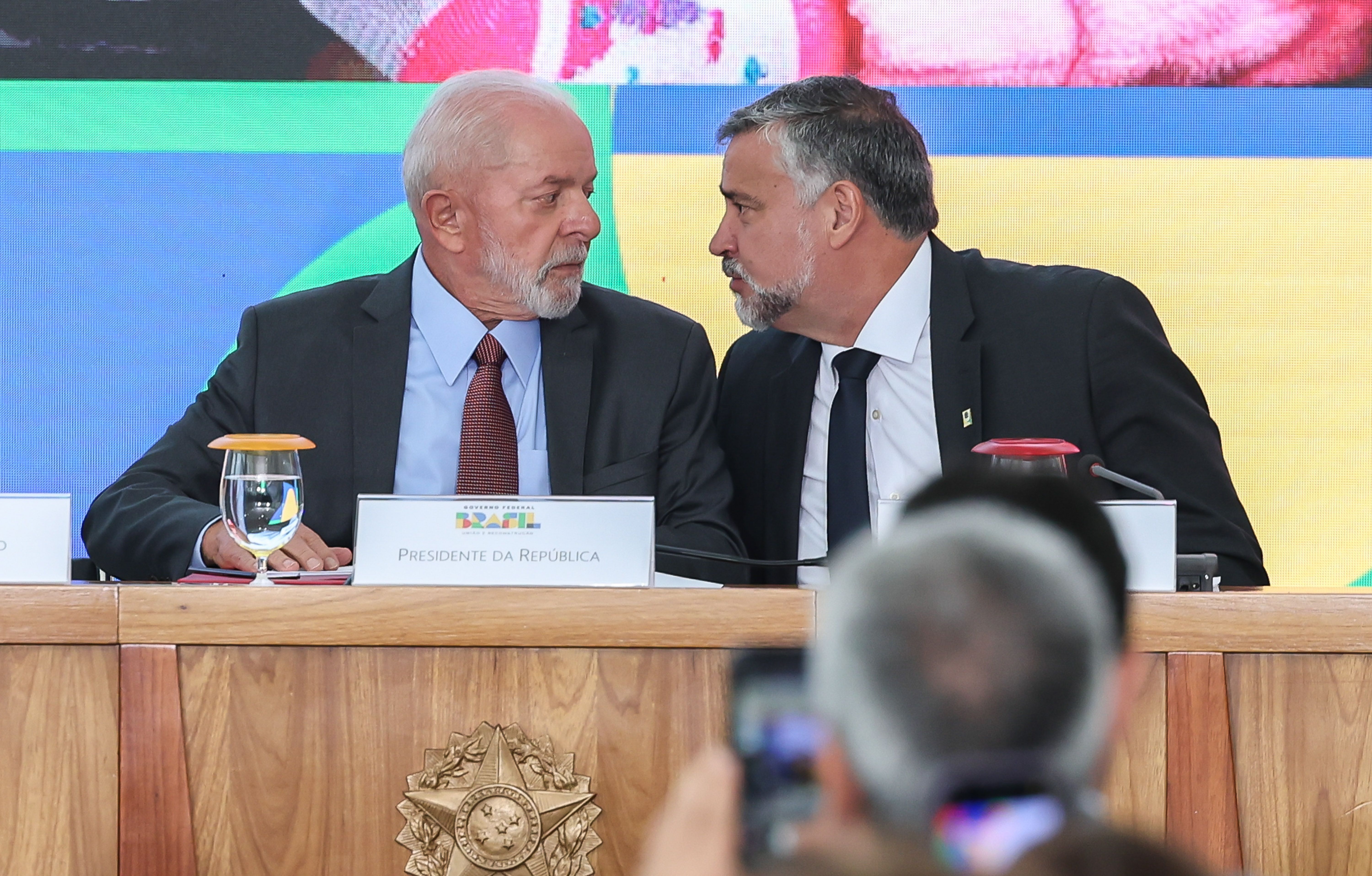 Secom do Governo Lula tem demissões à espera de troca de comando