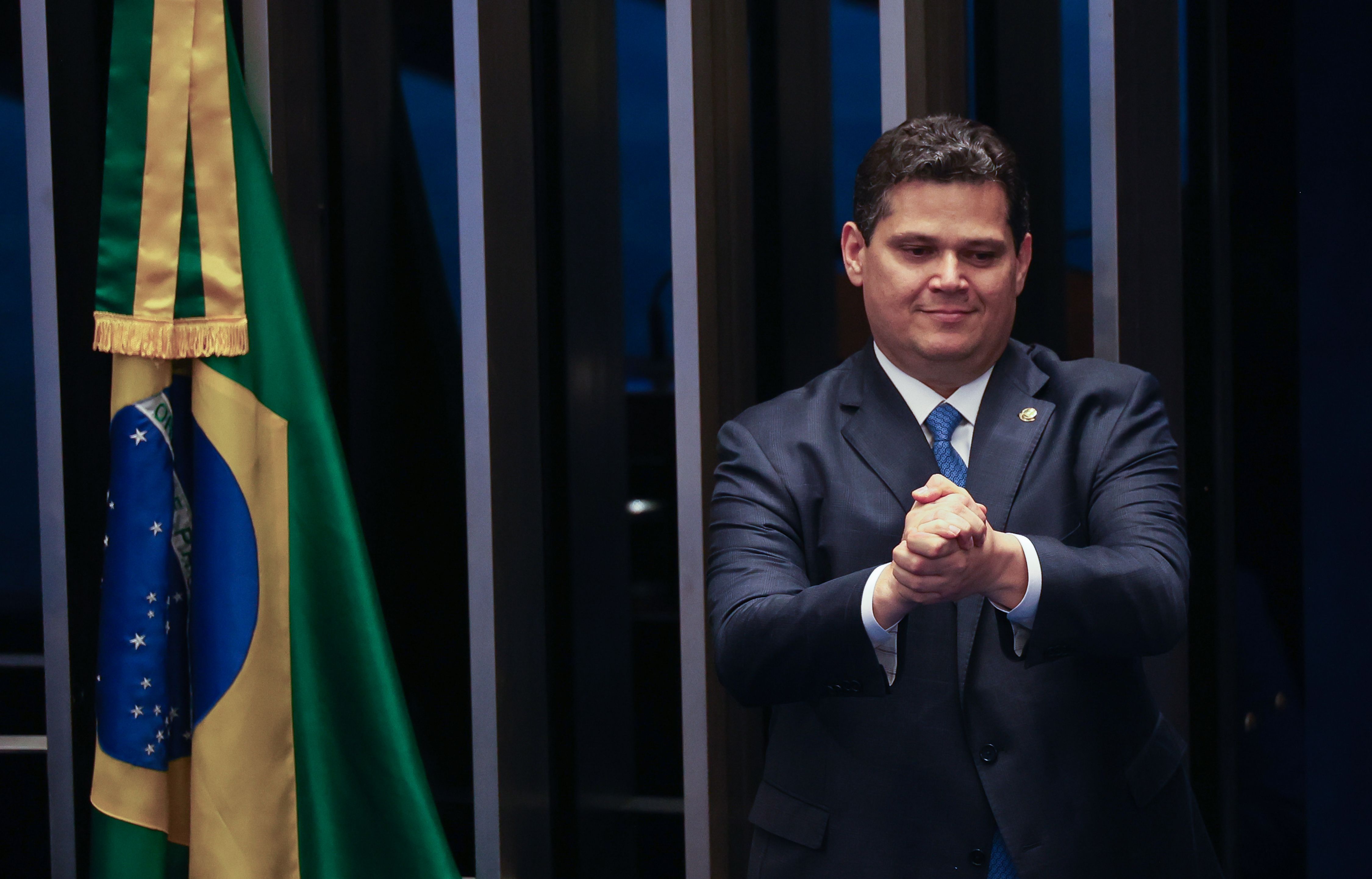 Alcolumbre aponta falha na relação de Pacheco com Lira: ‘enfraqueceu o Legislativo’