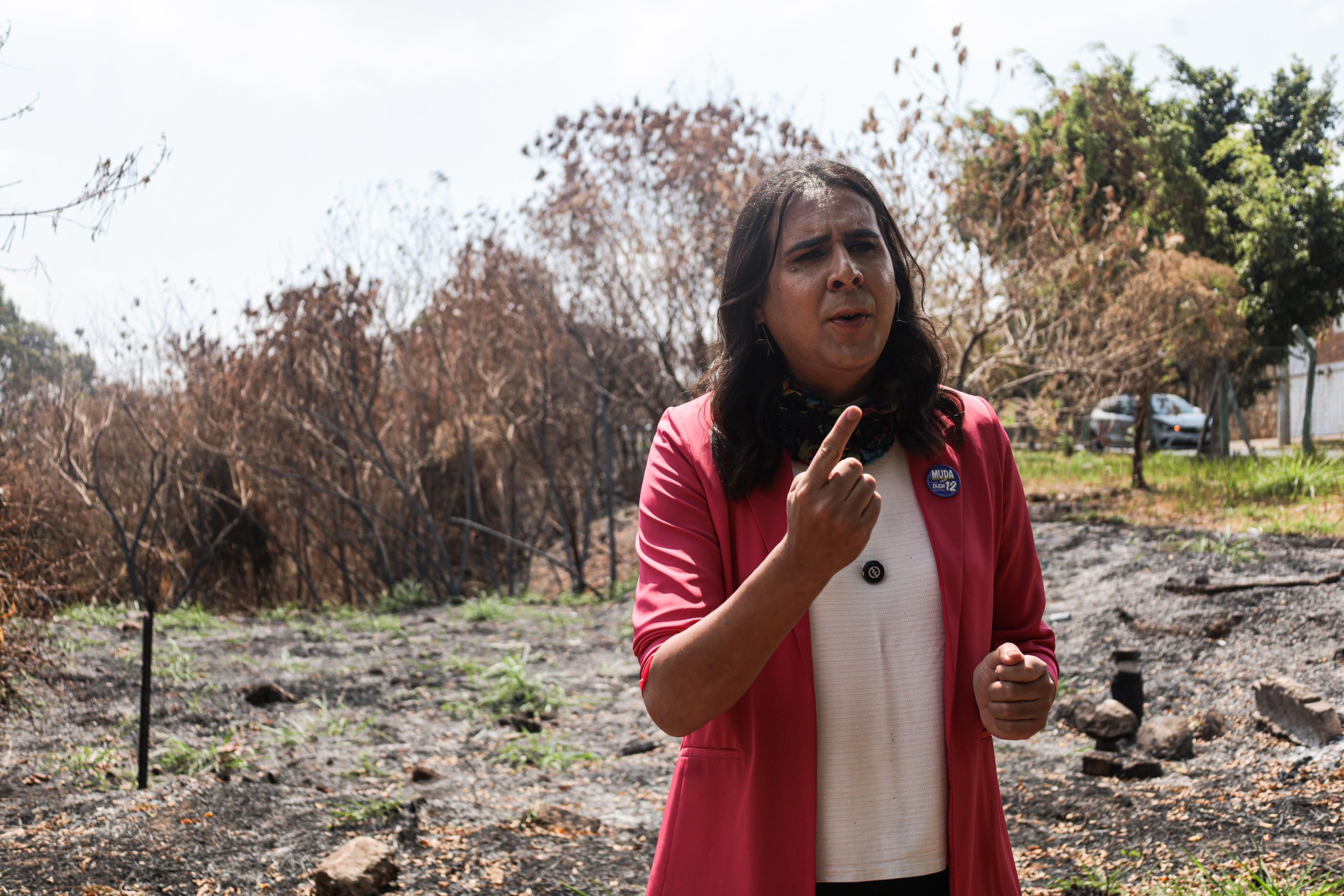 Duda visita parque no Belvedere, promete política de combate a incêndios e critica PBH: ‘prefeitos frouxos’