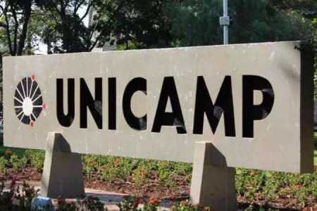 Placa da Universidade Estadual de Campinas (Unicamp), em São Paulo