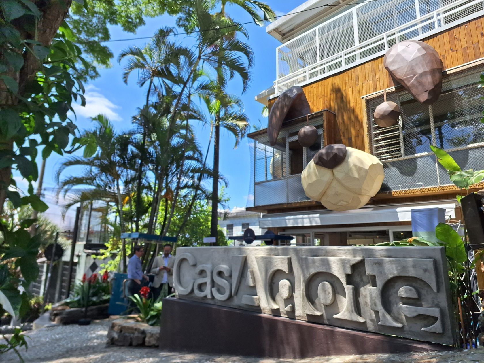 Fim das ‘feirinhas’ improvisadas: cidade brasileira inaugura Centro Permanente de Adoção