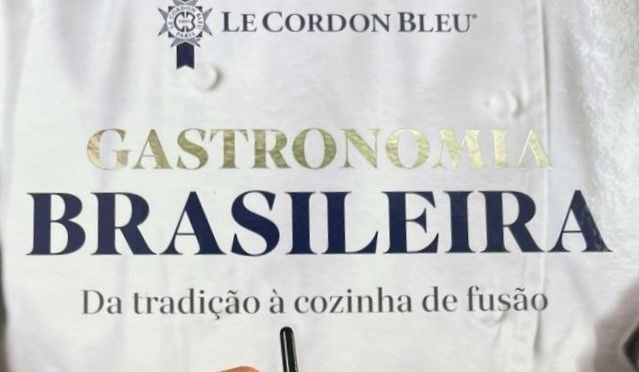 Principal escola de gastronomia do mundo lança livro sobre culinária brasileira