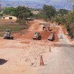 Rodovia MG-170 entre Pimenta e Guapé recebe obras de pavimentação e recuperação