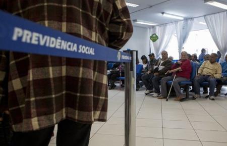 “Pelo acordo, greve no INSS está terminada”, diz ministro da Previdência | CNN Brasil