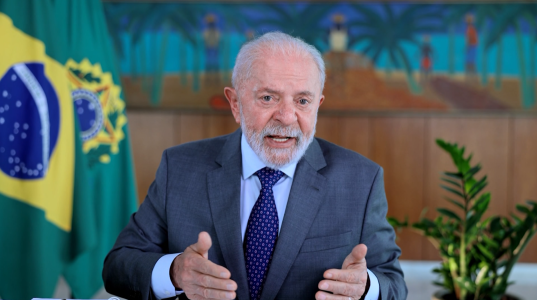 Trump tem que pensar como um habitante do planeta Terra, diz Lula à CNN | CNN Brasil