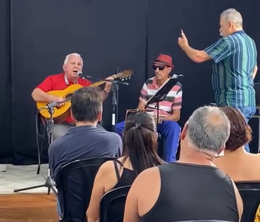 Projeto Quinzenal: Lala Seresteiro apresenta ‘Uma Voz e Um Violão’ no Museu de Varginha