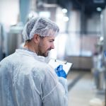 Cuidar de chillers e câmaras frigoríficas evita falhas e reduz o consumo de energia