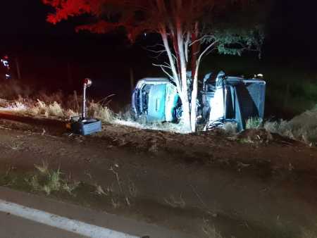 Militares fizeram a retirada do corpo das ferragens.