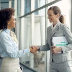 Indústria e comércio: medidas visam ampliar participação feminina nas exportações