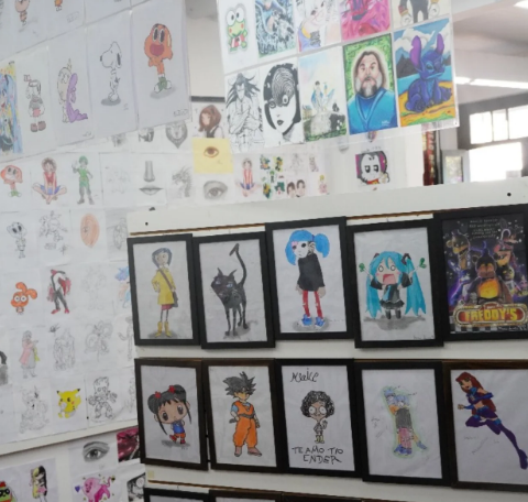 Exposição de desenhos do Projeto Refazer é prorrogada em Varginha