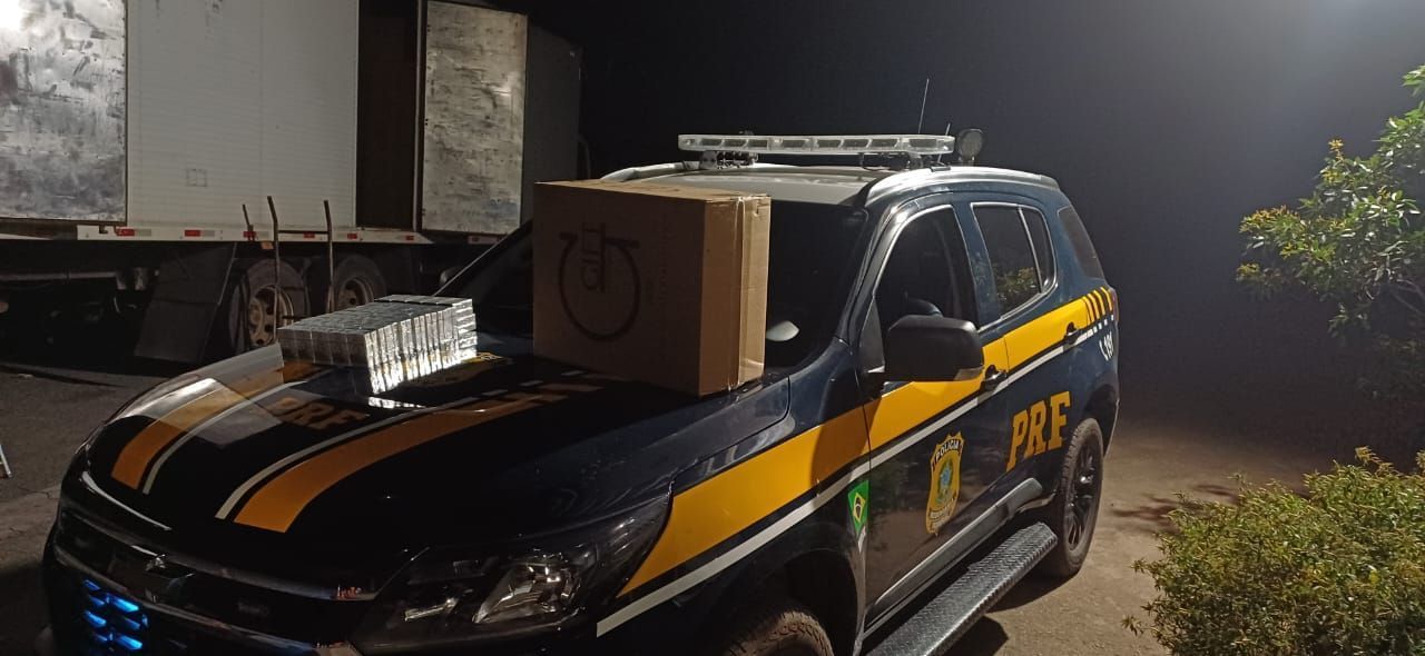 Carga de cigarros contrabandeados é apreendida na BR-267
