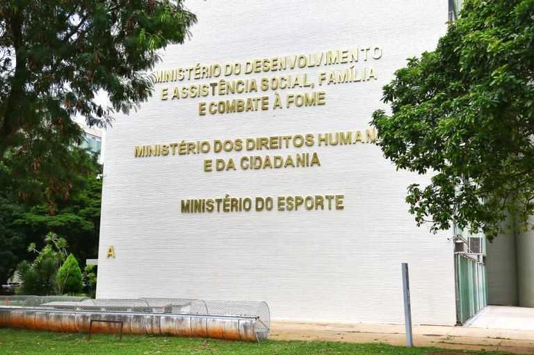 Ministério do Desenvolvimento Social notifica beneficiários do Auxílio Emergencial com pendências