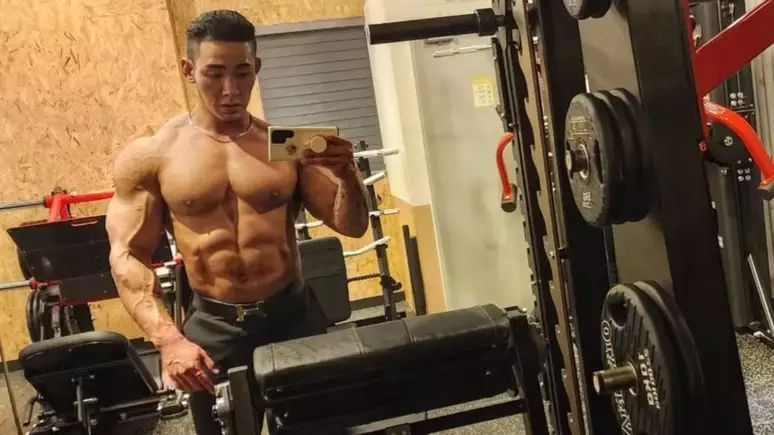 Fisiculturista e influenciador com milhares de seguidores morre aos 38 anos