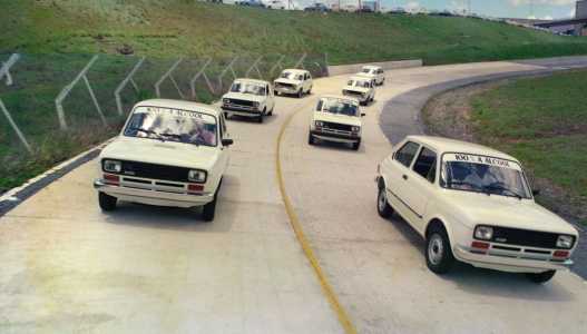 147 movido a etanol na pista de teste do Polo de Betim em1979