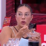 BBB 25: Renata critica Vinícius no último almoço do Anjo