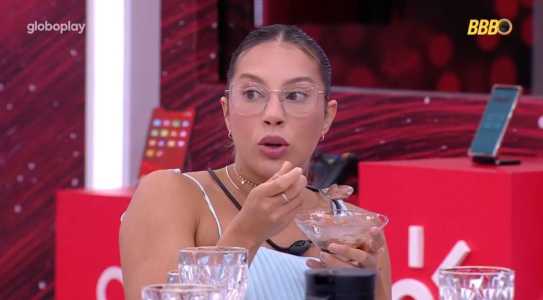Renata critica Vinícius durante útimo almoço do Anjo no BBB 25