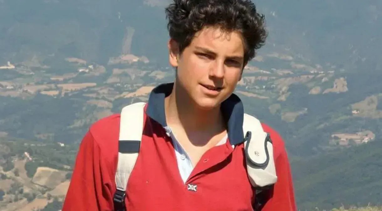 Canonização de Carlo Acutis, o santo 'millennial', será primeiro grande ato de Papa Leão XIV