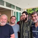 Lula divulga vídeo em homenagem ao Dia dos Pais: 'Ser pai não é só dar a vida, é estar presente nela'