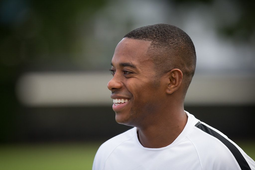 Defesa de Robinho recorre a tratado de 1993 para tentar impedir prisão por estupro