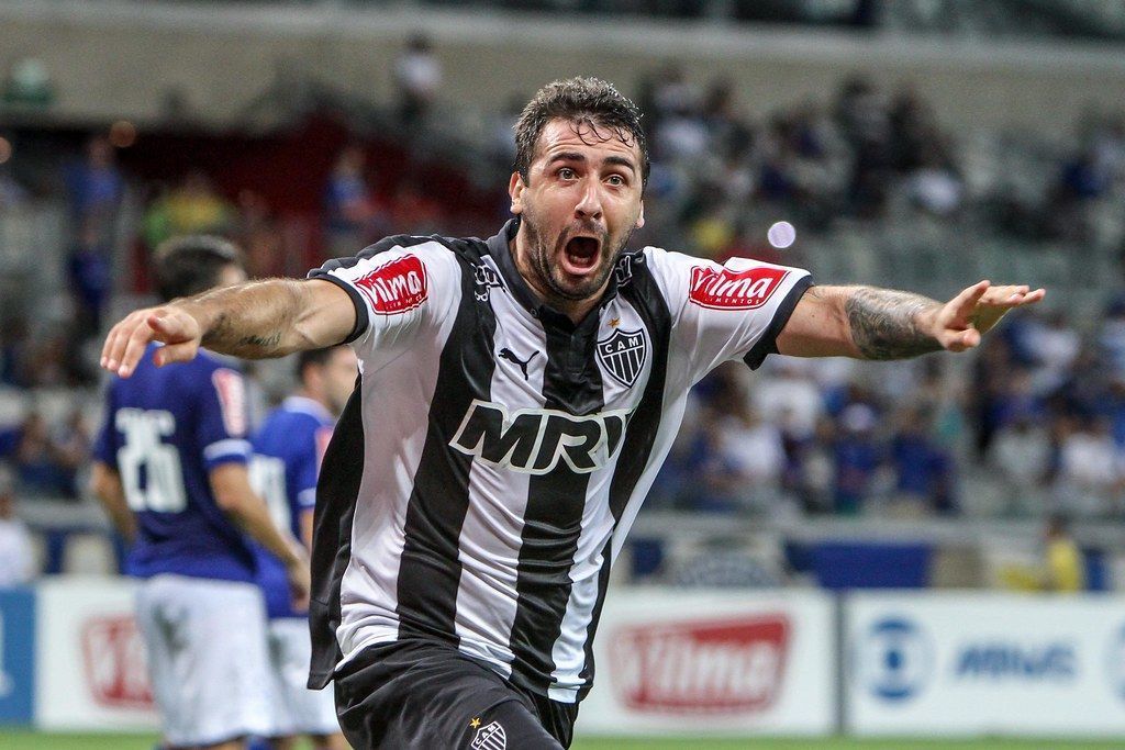 Atlético eliminou Cruzeiro há nove anos em cenário idêntico ao atual